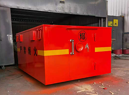 墨竹工卡车载炸药箱