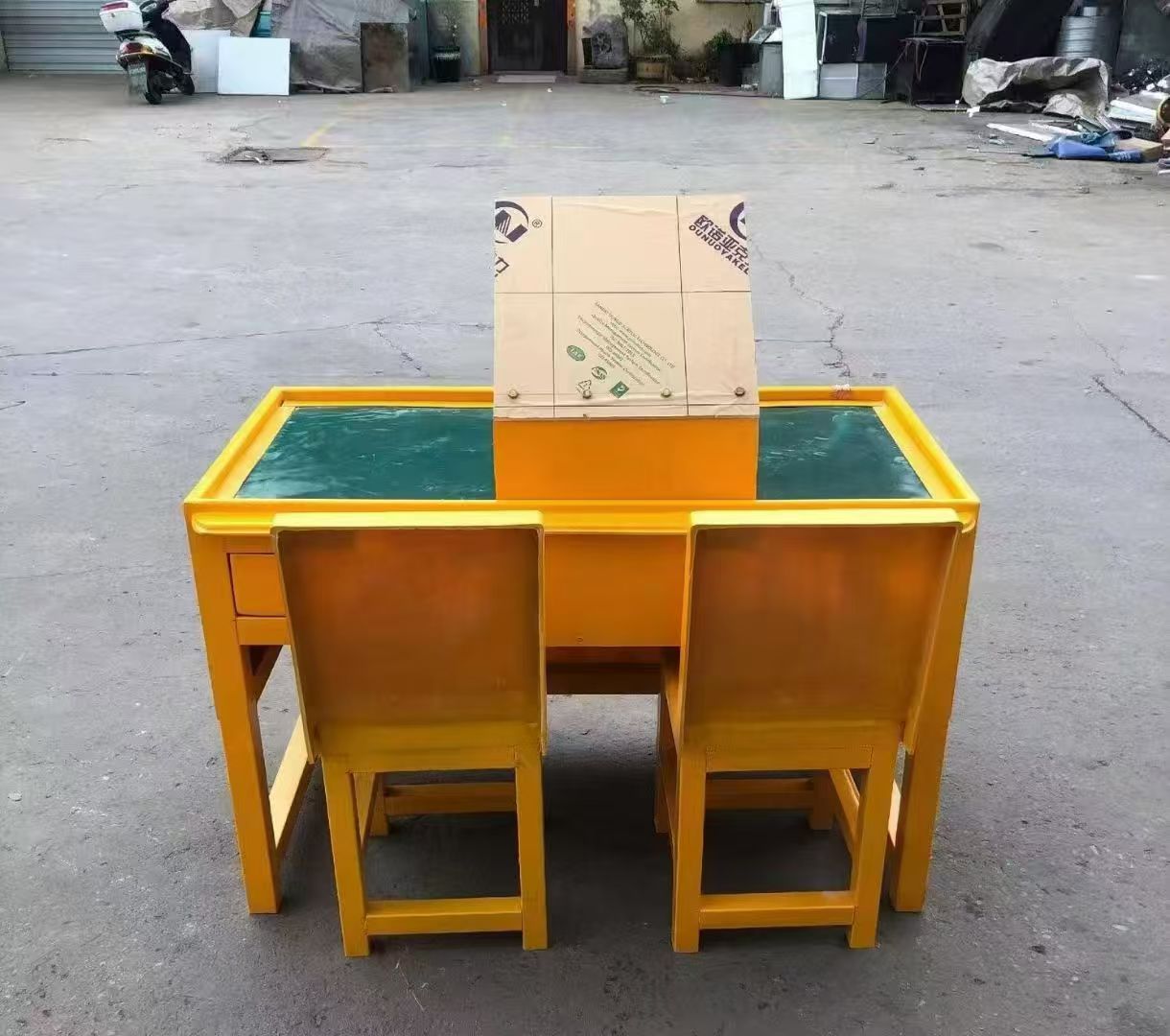 墨竹工卡防静电导通桌井下煤矿火工品发放桌：危险品流转的安全守护者